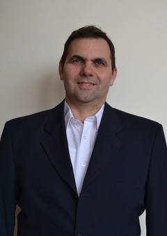 Dr. Rosta Zoltán